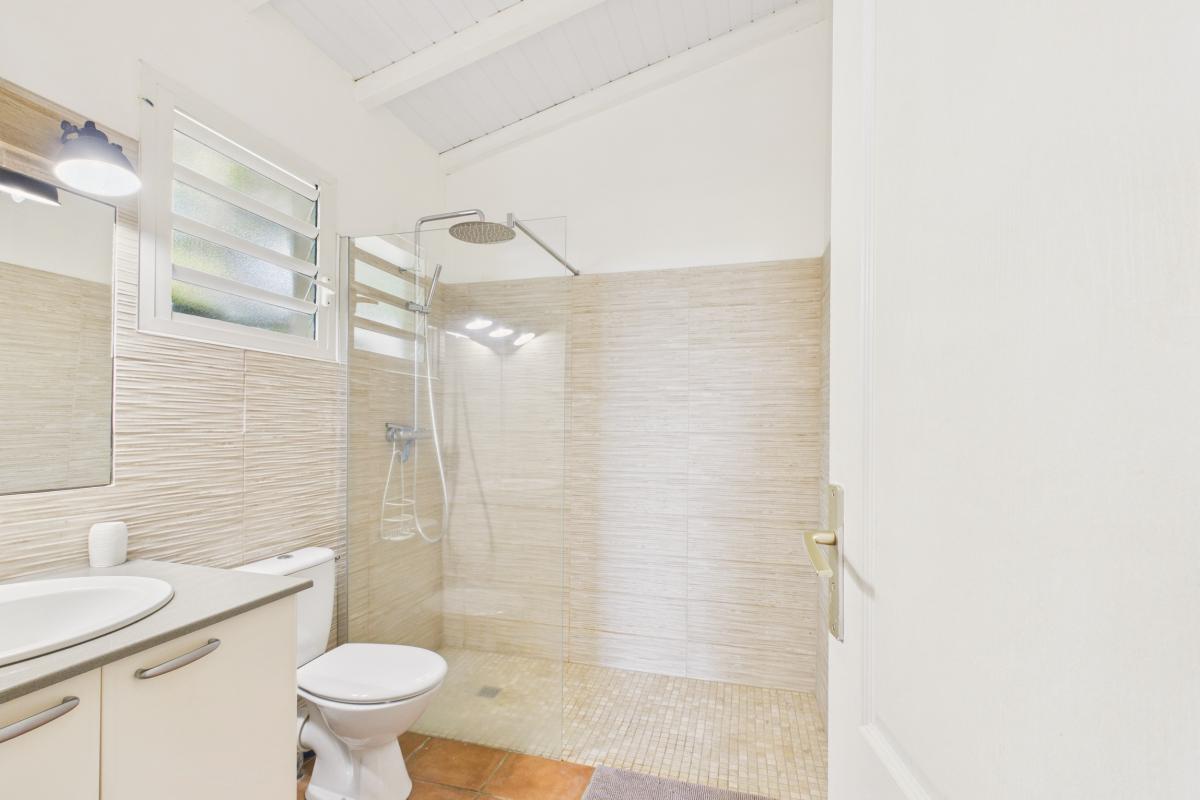 Location villa 6 personnes martinique sdd suite rez de jardin